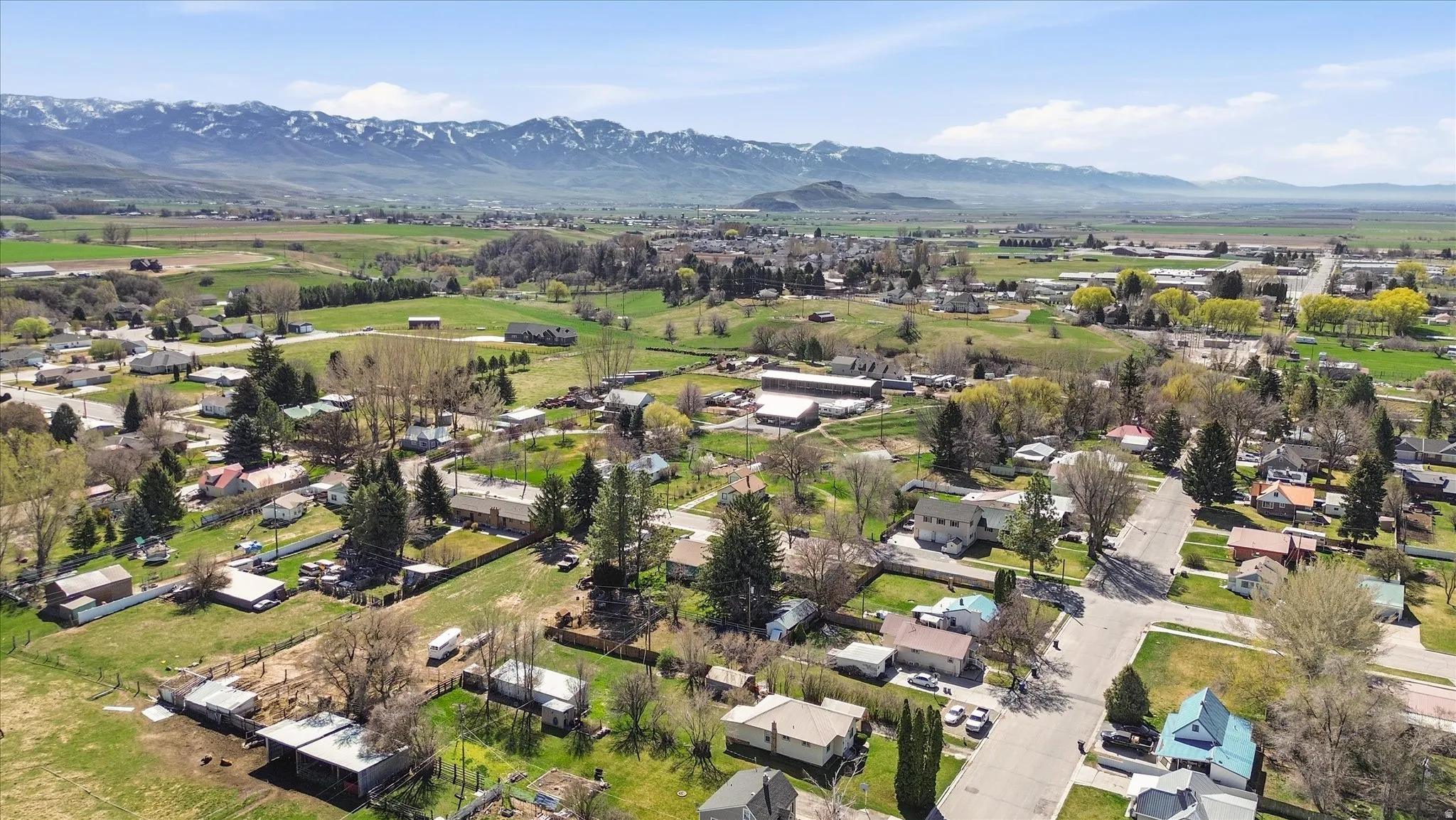 Aerial view of residential area with mountains