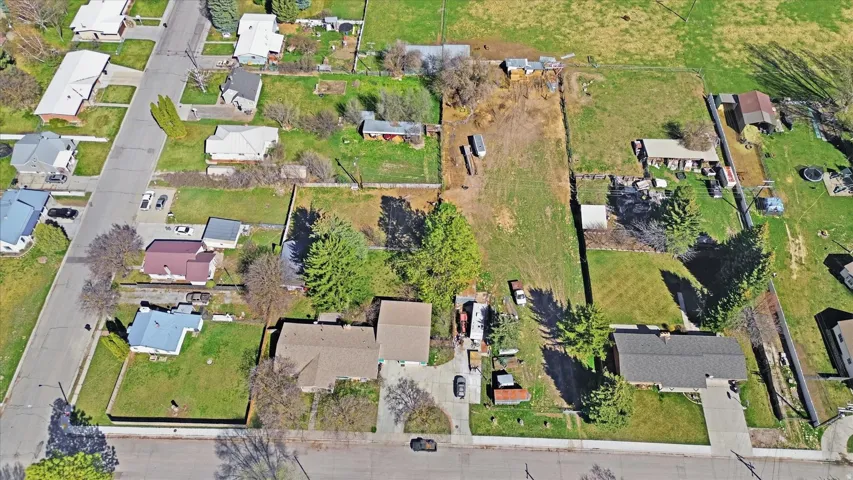 Aerial perspective of property and surrounding area