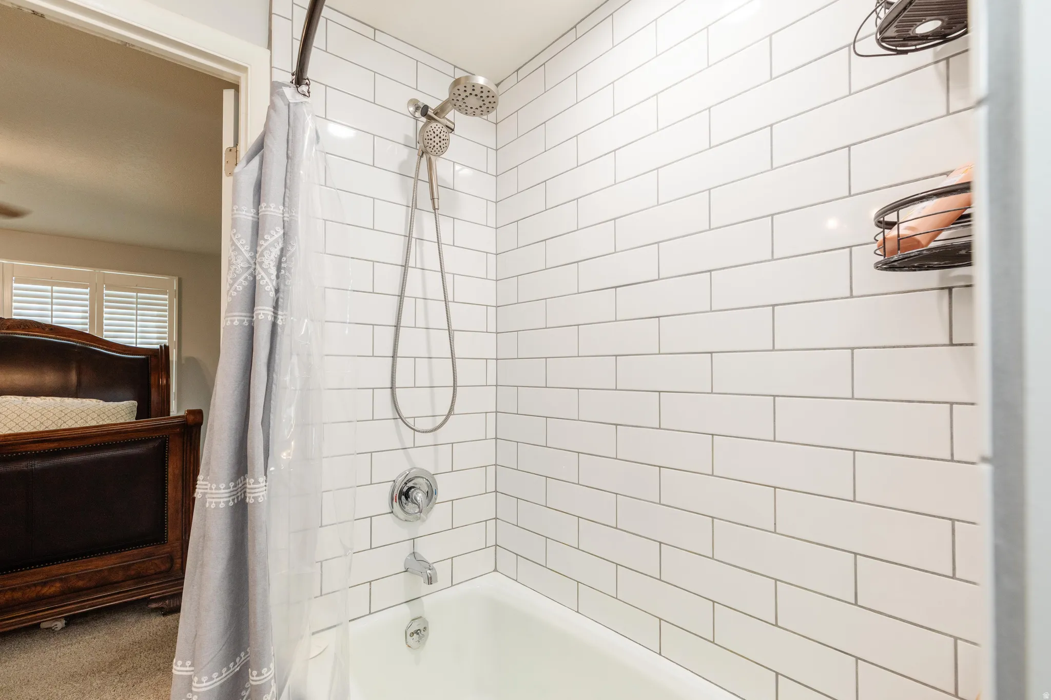 Master Full bathroom featuring shower / tub combo