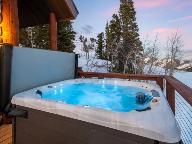 6781 N Chaparral Dr, Eden, Utah 84310
