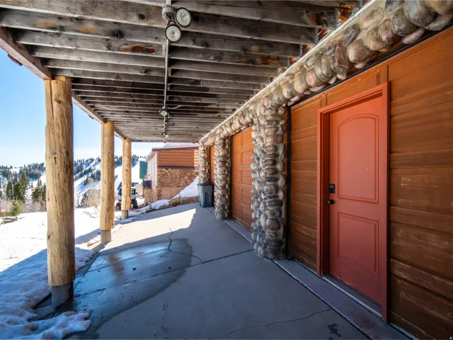 6781 N Chaparral Dr, Eden, Utah 84310