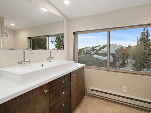 6781 N Chaparral Dr, Eden, Utah 84310