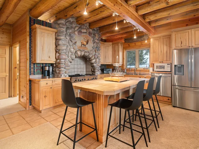 6781 N Chaparral Dr, Eden, Utah 84310