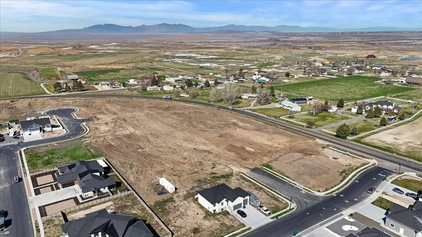5800 W 4050 S, Hooper, Utah 84315