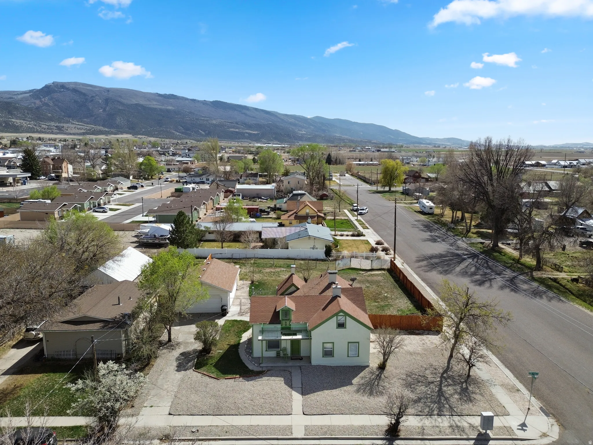 Aerial view of residential area with mountains