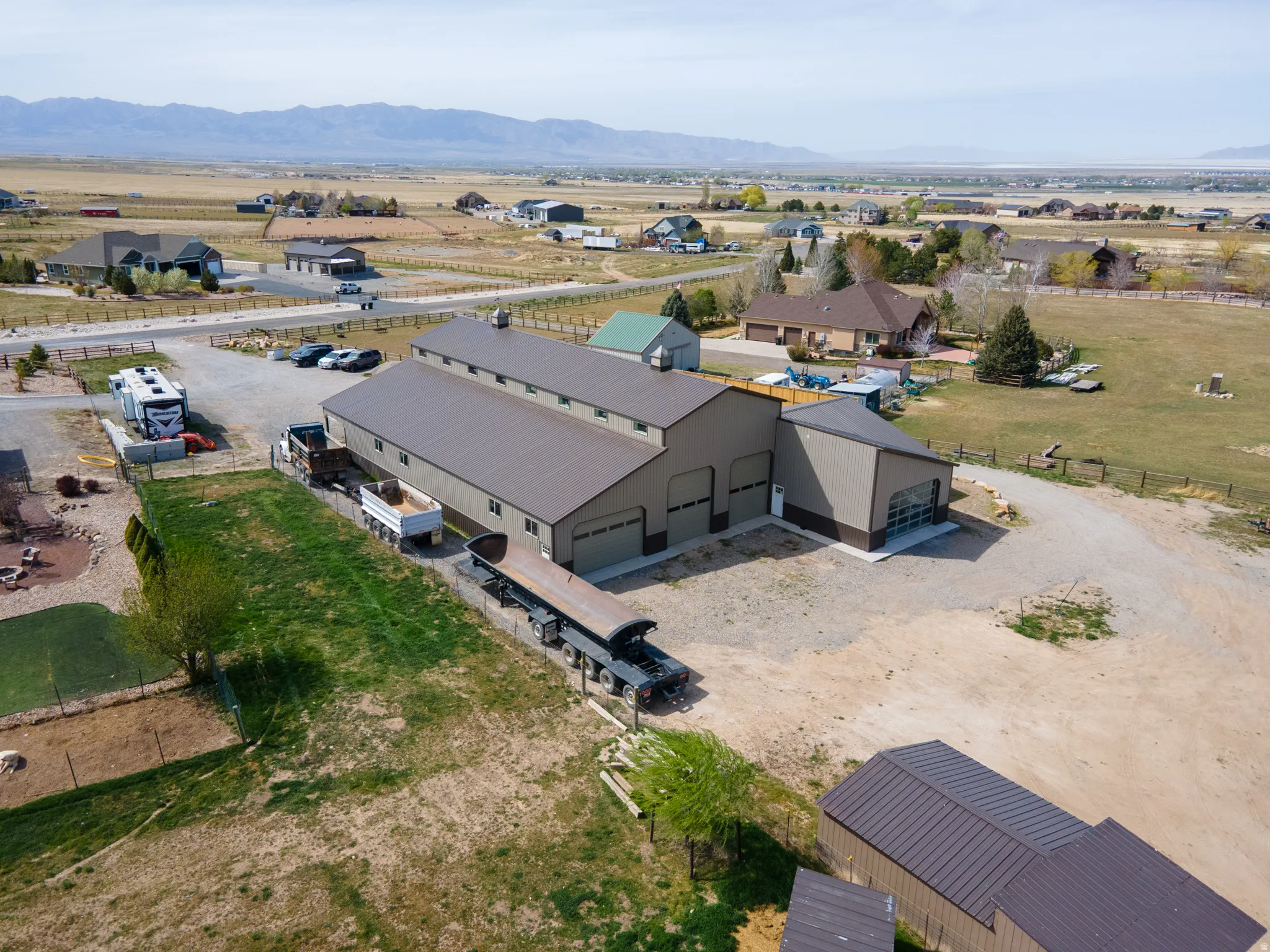 View from above of property featuring a mountainous background