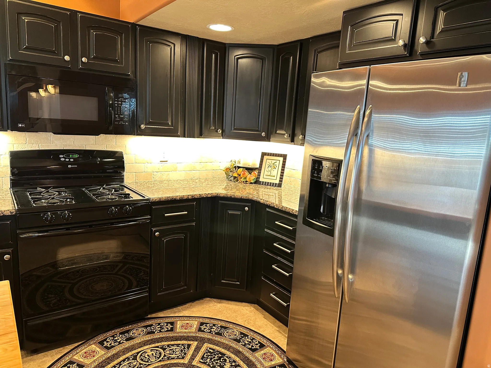 Under cabinet lighting