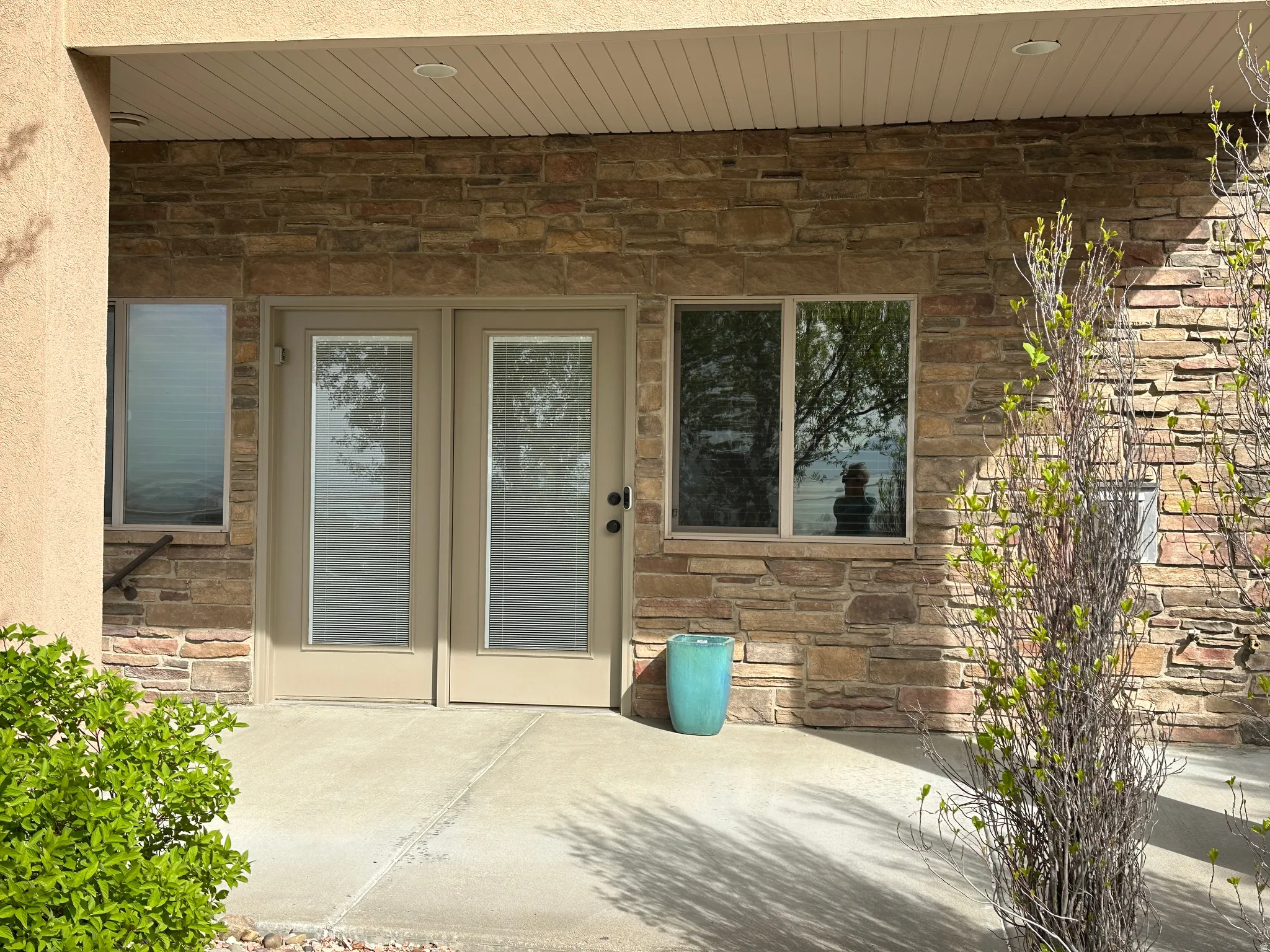 Lower level entry