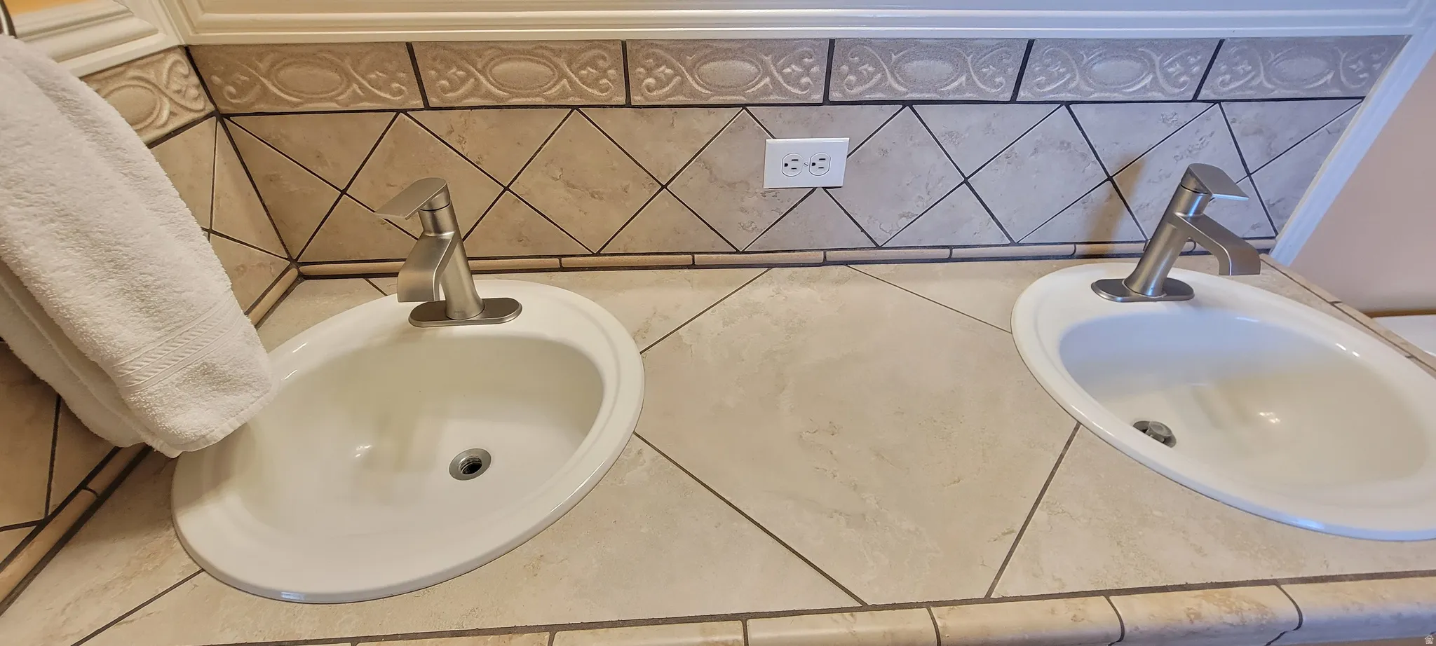Bathroom featuring a sink