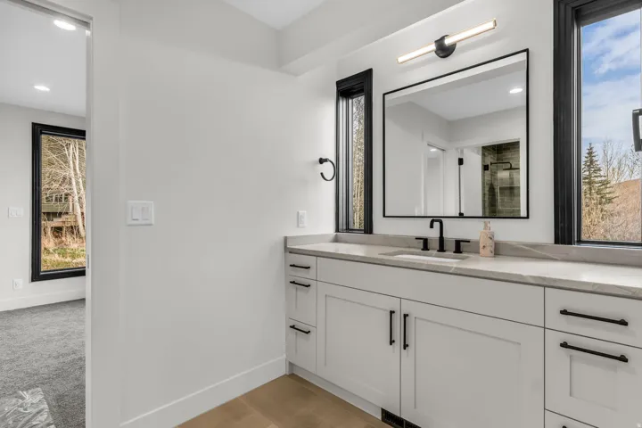 7775 N Pinebrook Rd, Park City, Utah 84098