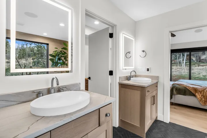7775 N Pinebrook Rd, Park City, Utah 84098