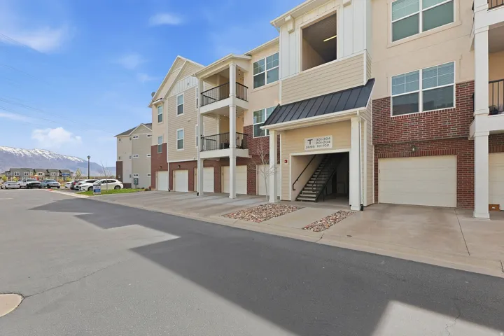 3695 W 1850 N #t102, Lehi, Utah 84048