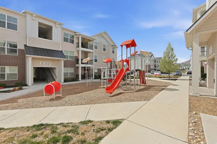 3695 W 1850 N #t102, Lehi, Utah 84048