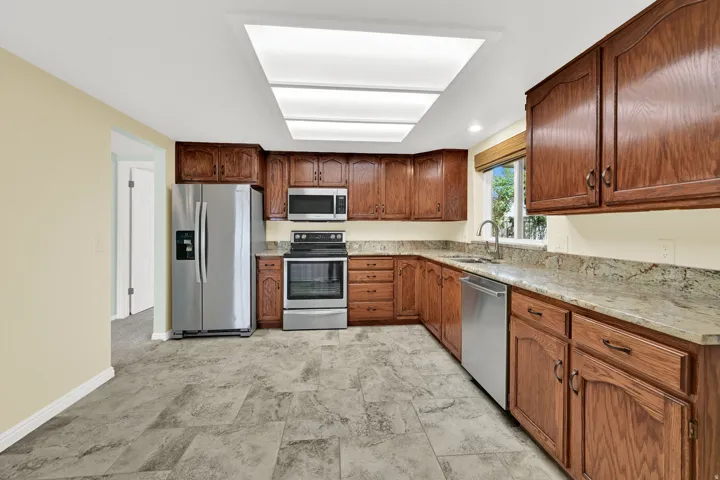 732 W 1175 N, Centerville, Utah 84014