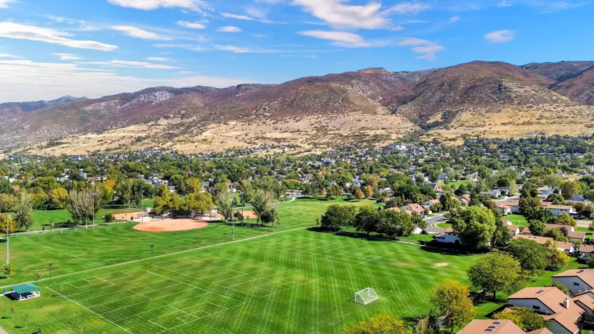 732 W 1175 N, Centerville, Utah 84014