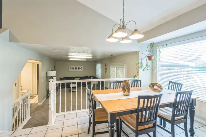 910 W Brandermill Cv, West Jordan, Utah 84081