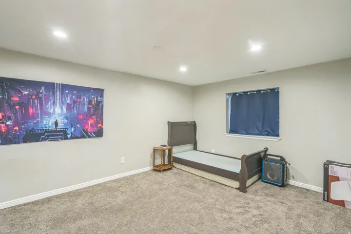 910 W Brandermill Cv, West Jordan, Utah 84081
