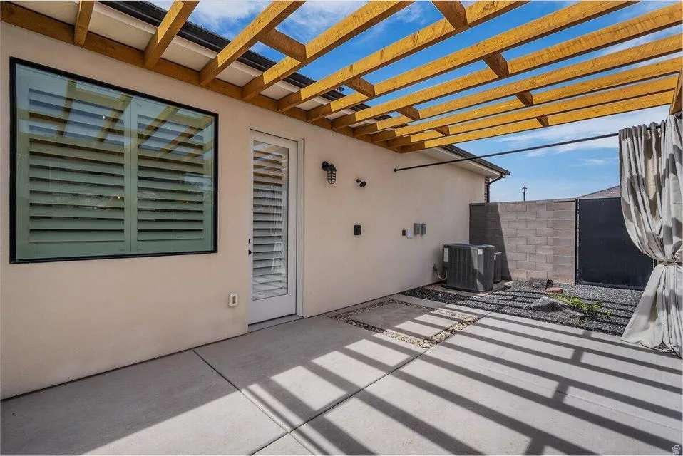 View of patio / terrace with a pergola