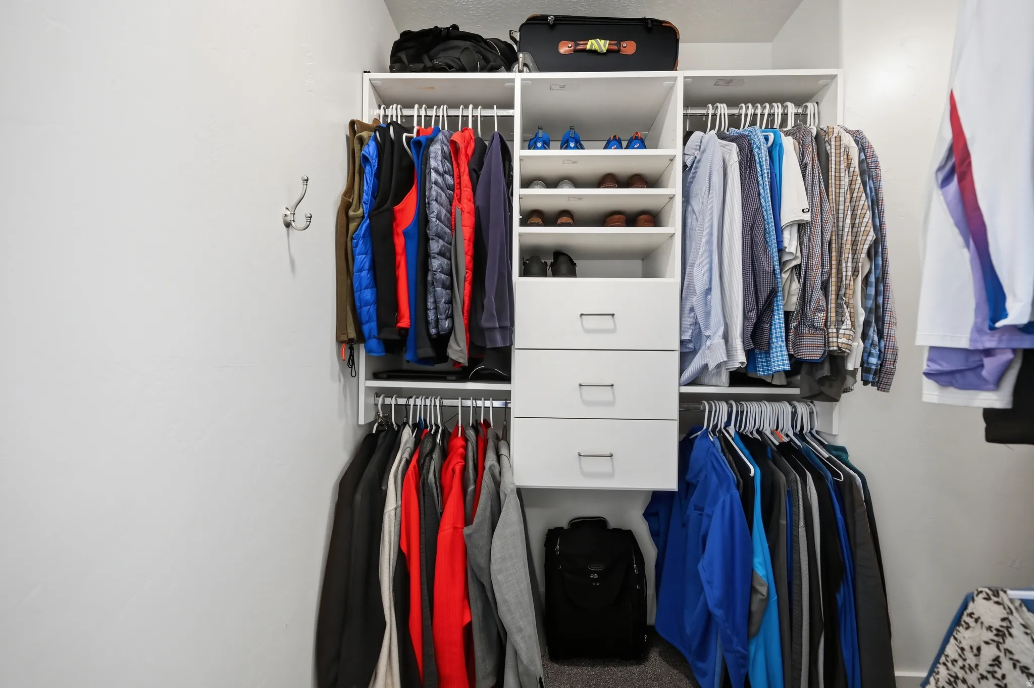 View of walk in closet