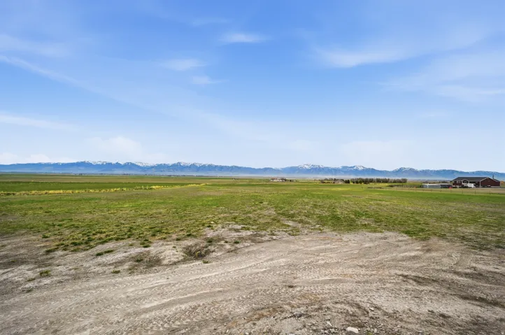 2110 N 6750 W, Mendon, Utah 84325