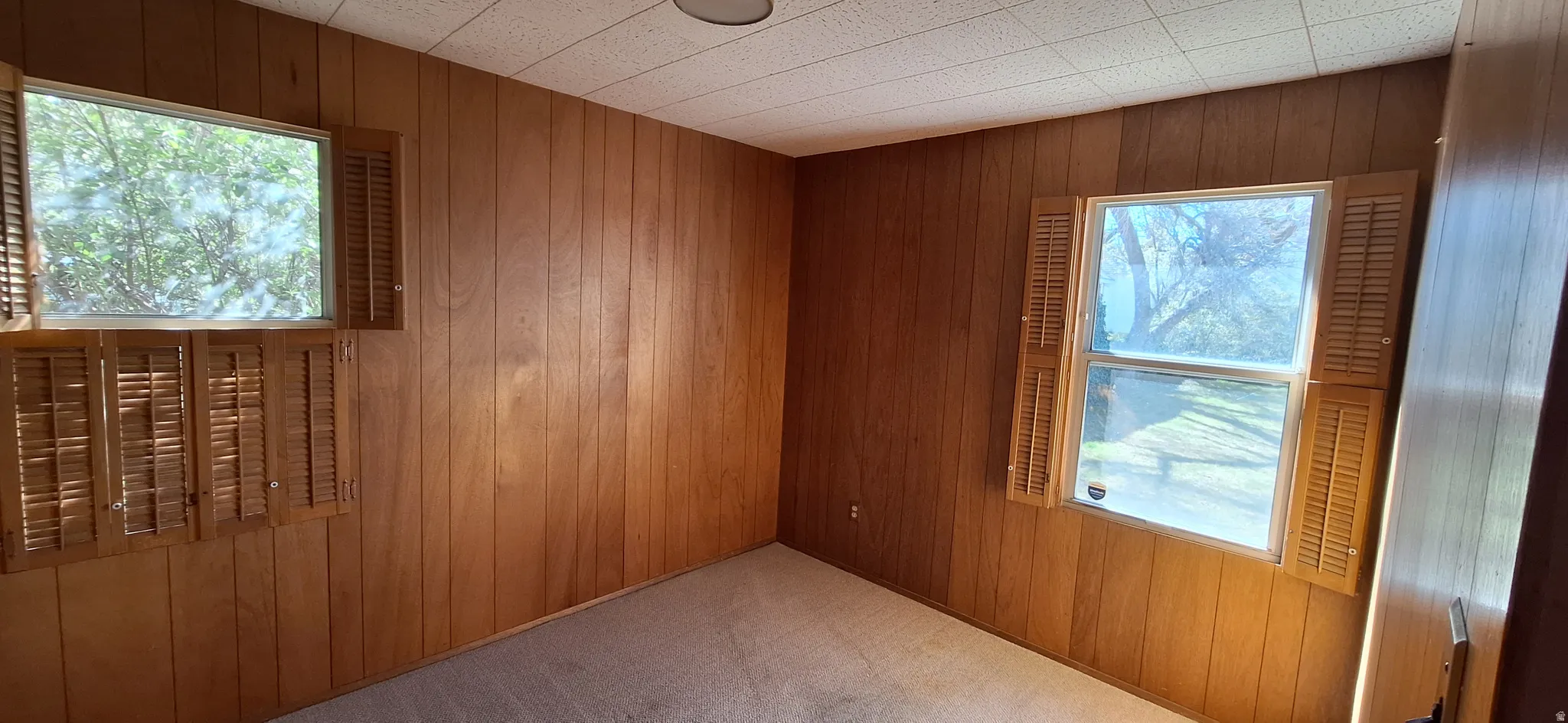 Second bedroom with South and East views