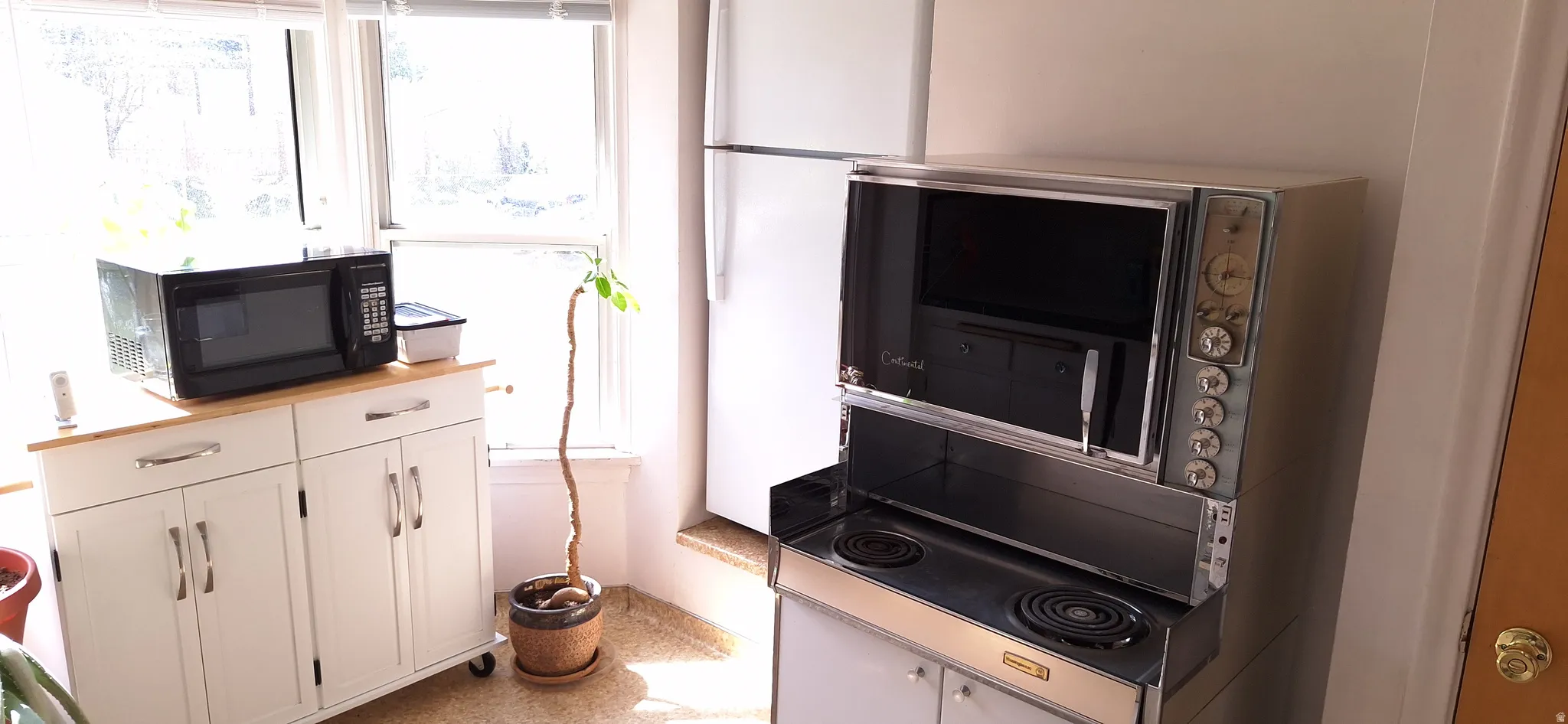 Fridge, vintage range with rotisserie oven and microwave