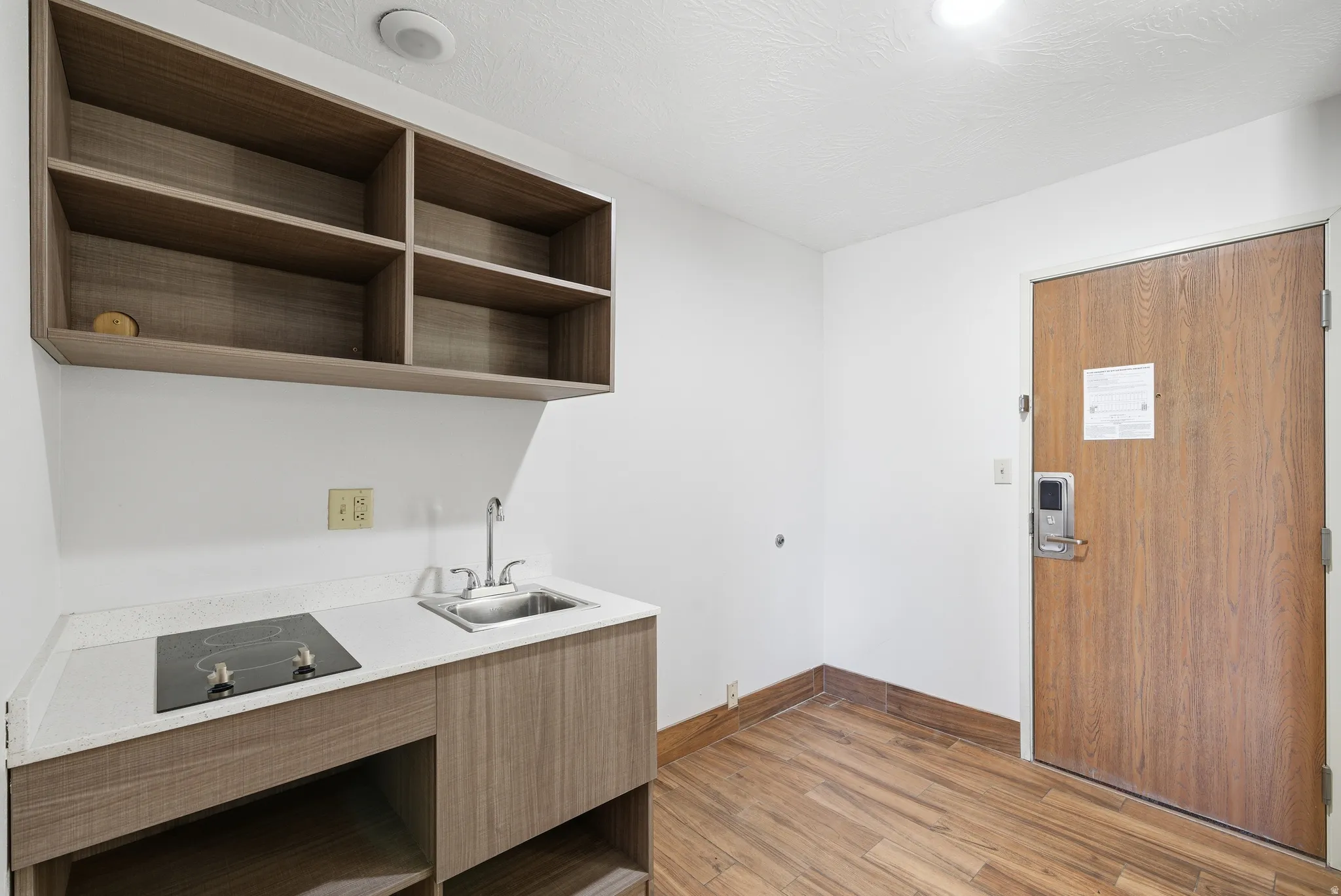 Unfurnished office with a sink
