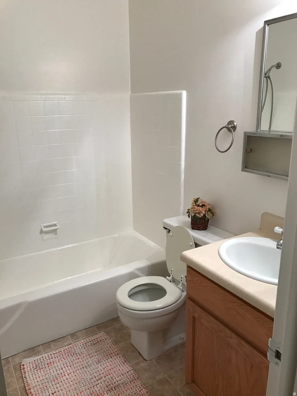 Unit 1 Bathroom