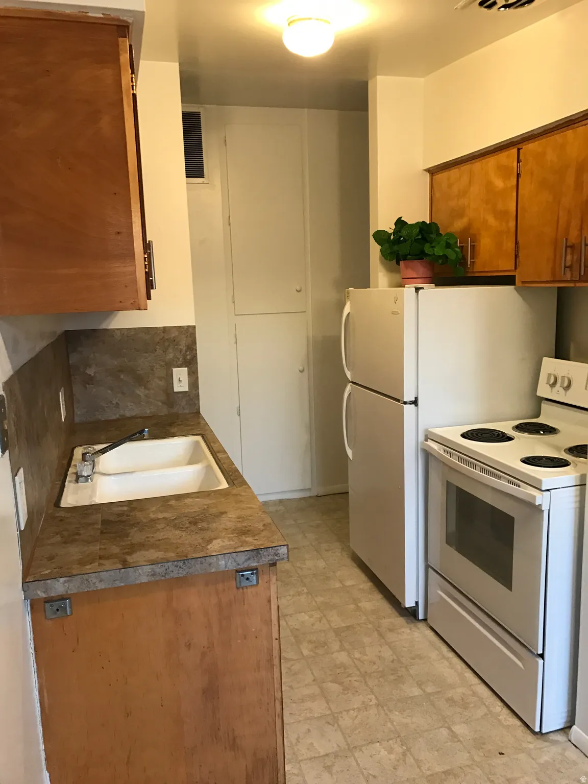 Unit 1 Kitchen