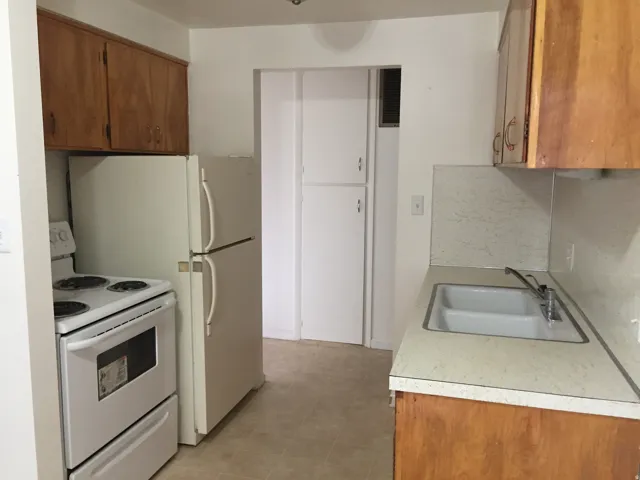 Unit 4 Kitchen