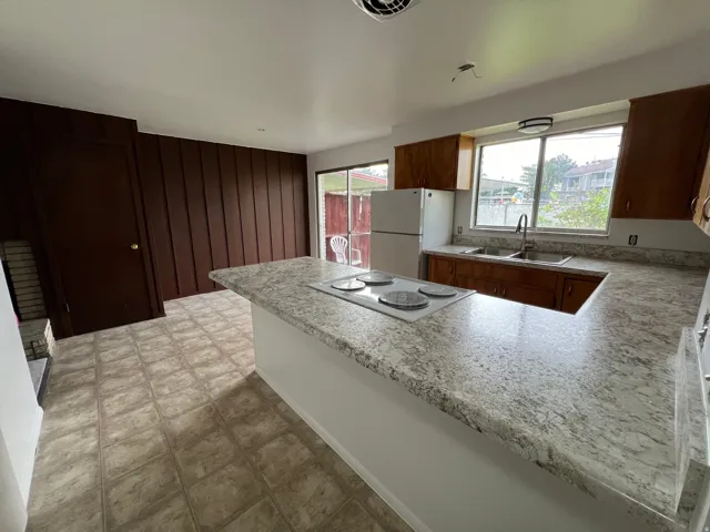 Unit Kitchen