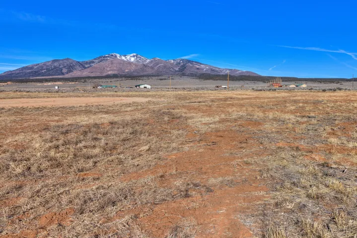 112 E Maddison Ave, La Sal, Utah 84530