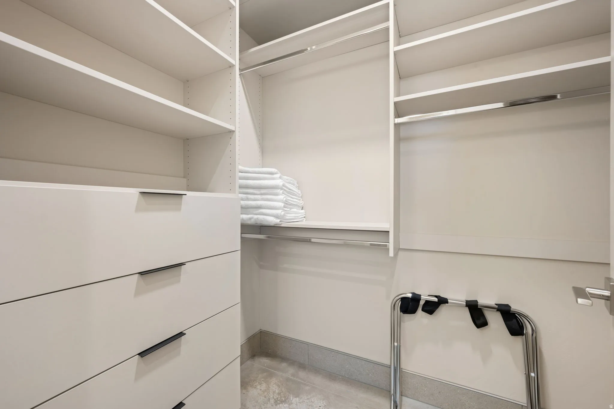 View of walk in closet