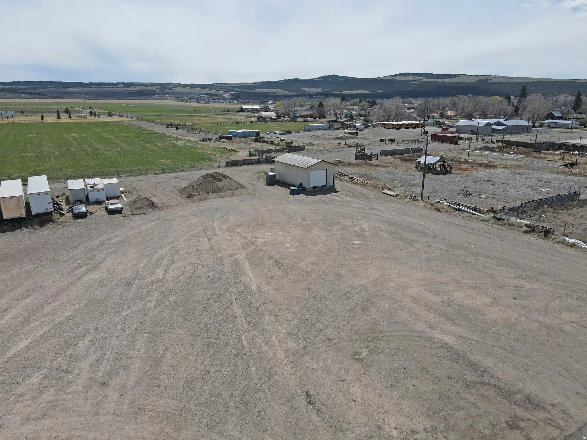 Overview of rural landscape with a mountainous background
