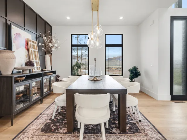 6861 E Summit Peak Cir, Huntsville, Utah 84317