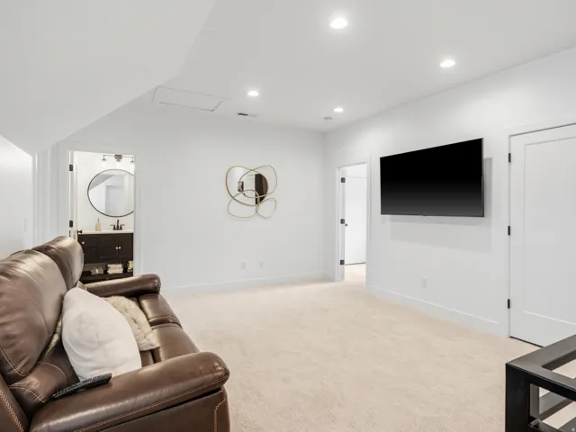 6861 E Summit Peak Cir, Huntsville, Utah 84317