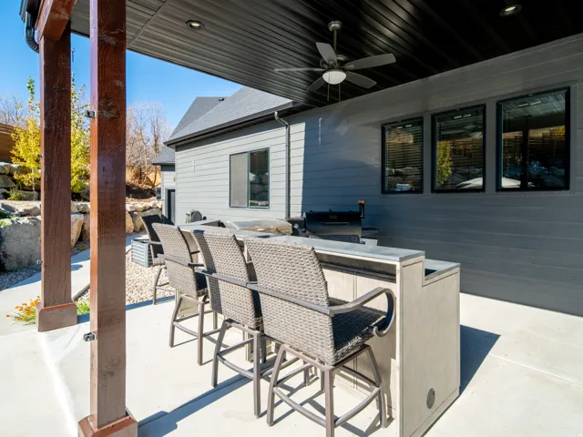 6861 E Summit Peak Cir, Huntsville, Utah 84317