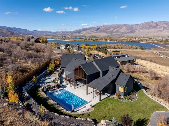 6861 E Summit Peak Cir, Huntsville, Utah 84317