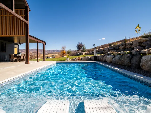 6861 E Summit Peak Cir, Huntsville, Utah 84317