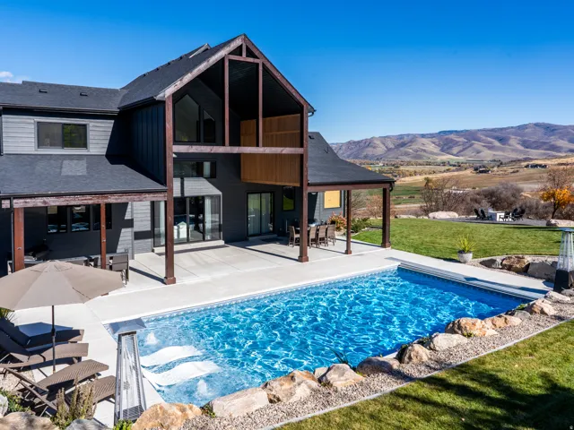 6861 E Summit Peak Cir, Huntsville, Utah 84317