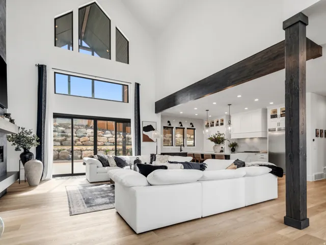 6861 E Summit Peak Cir, Huntsville, Utah 84317