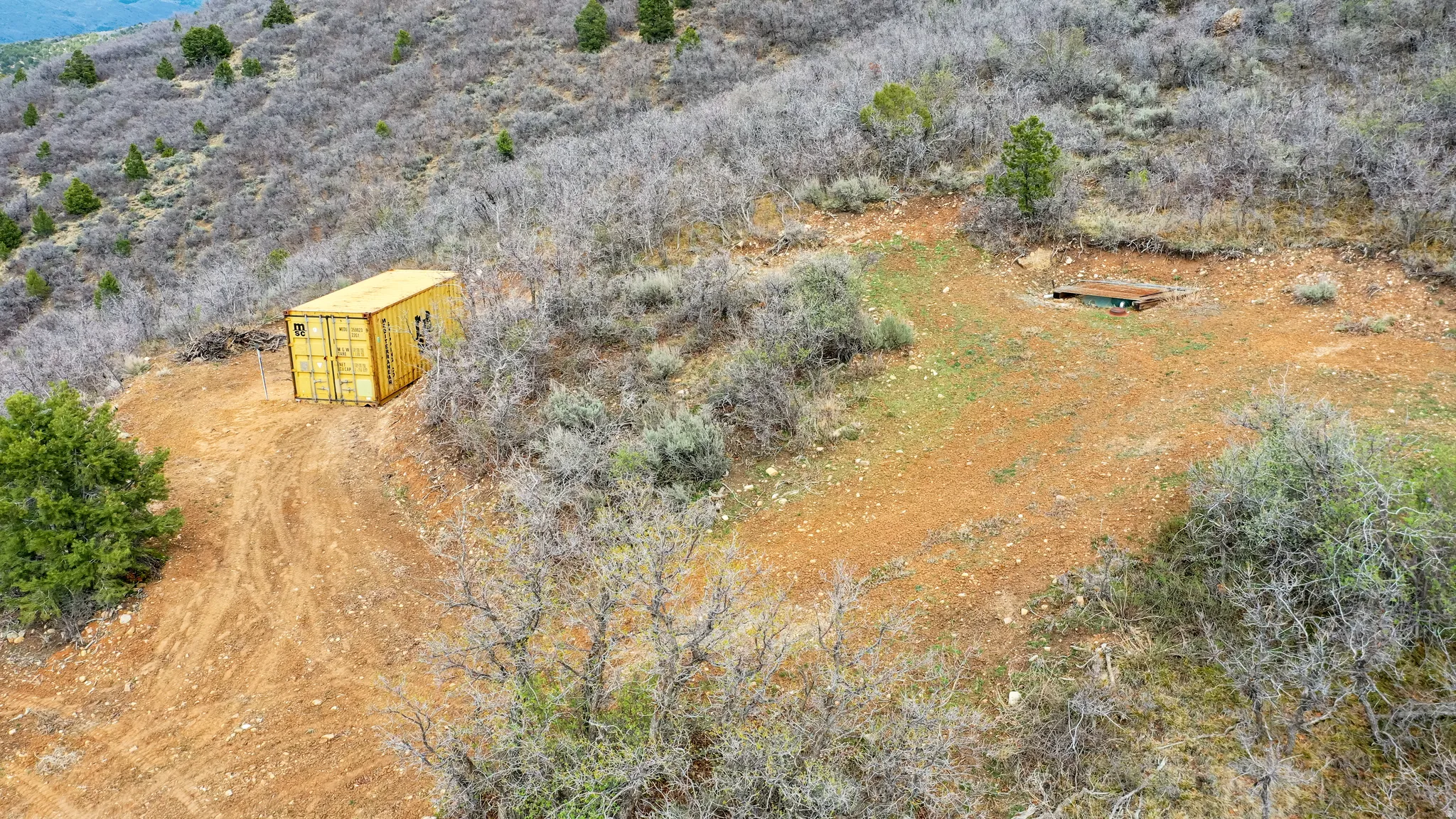 Water Tank and Prepared Pad with power for another guest cabin
