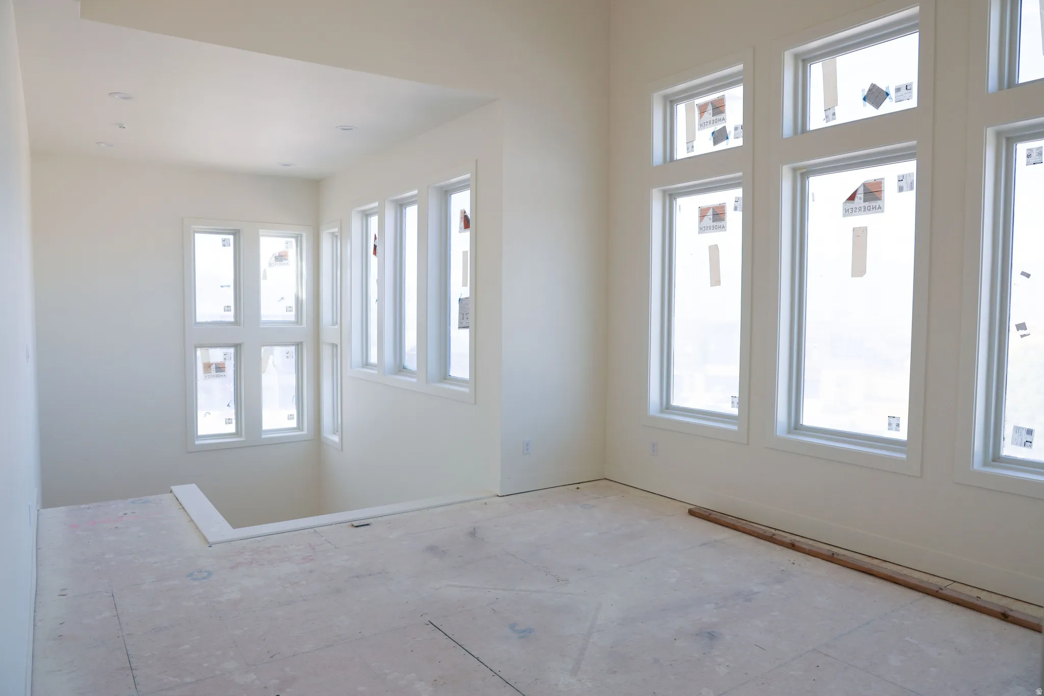 View of foyer entrance