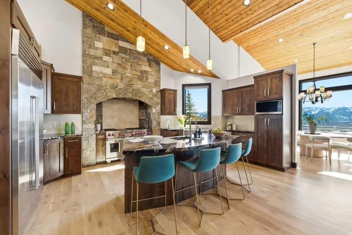 8833 Highfield Rd, Park City, Utah 84098