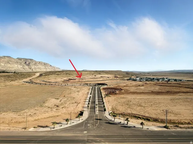 View of the lot in relation to the entrance of North Slope at Copper Rock