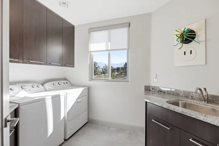 371 N Pinion Hills Dr, Dammeron Valley, Utah 84783