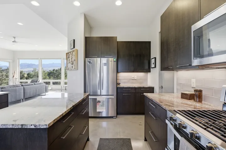 371 N Pinion Hills Dr, Dammeron Valley, Utah 84783