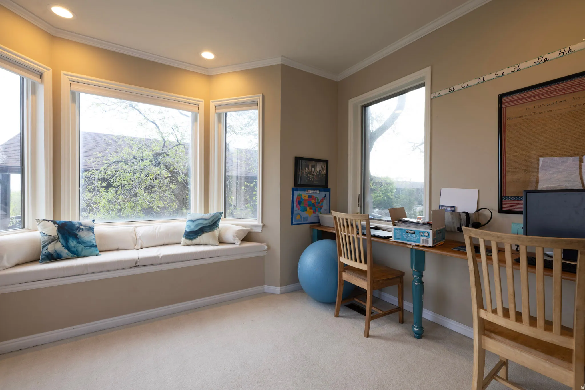 Office featuring light colored carpet, crown molding, and recessed lighting