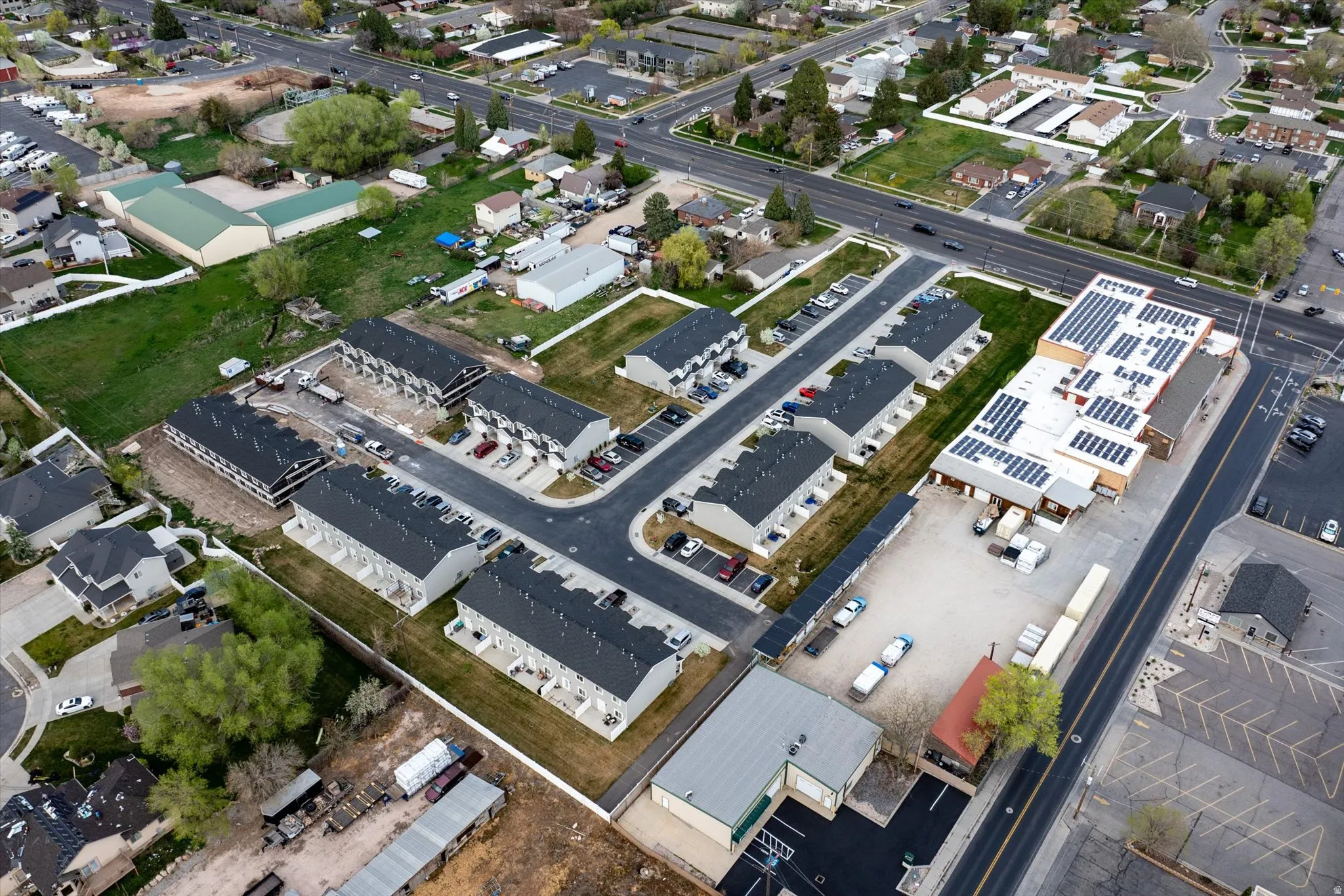 Aerial view of property and surrounding area