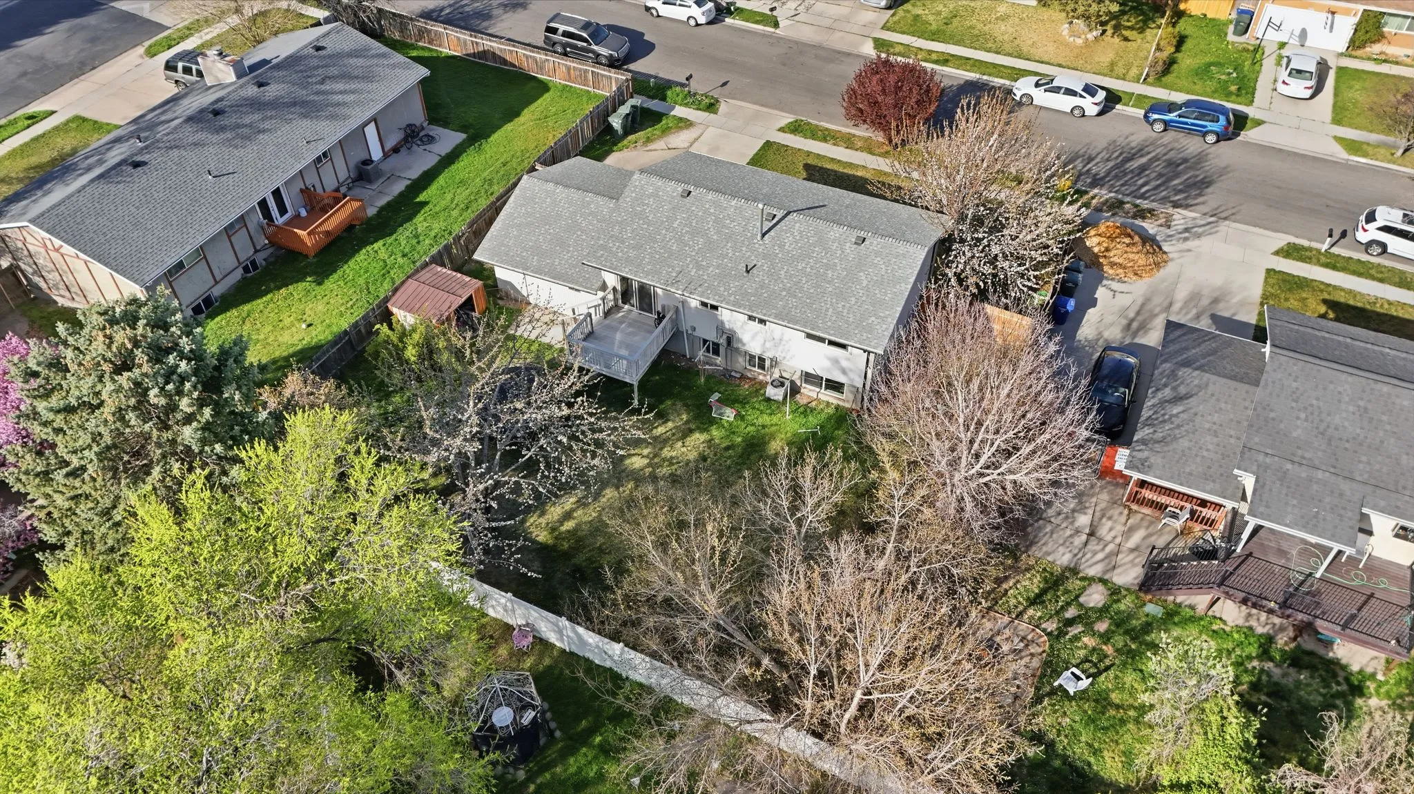 Aerial perspective of full yard.